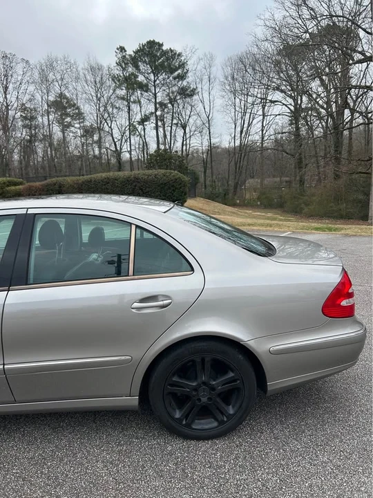 2006 Mercedes-Benz W211 E-Class - Image 14 of 19
