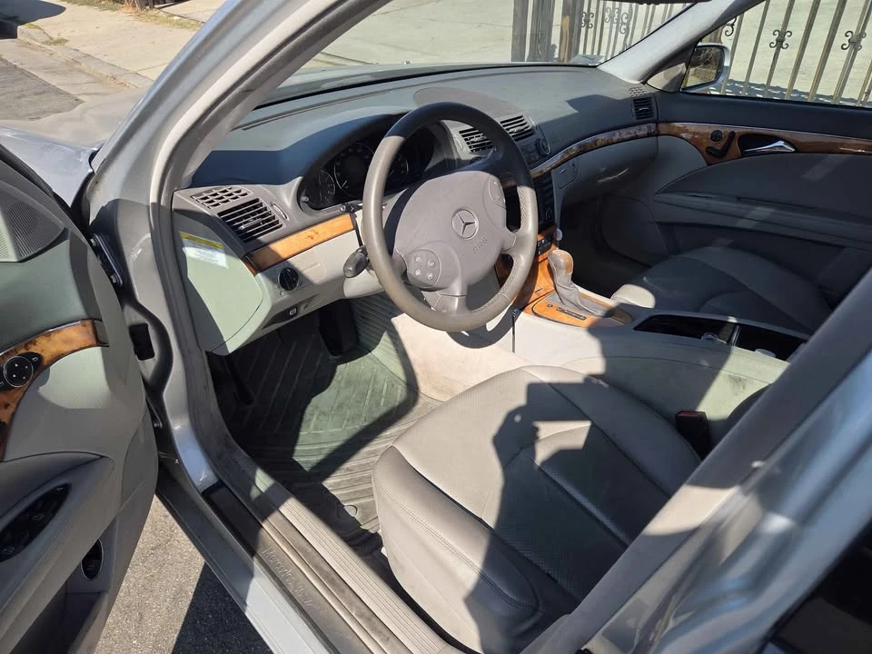 2006 Mercedes-Benz W211 E-Class - Image 2 of 14