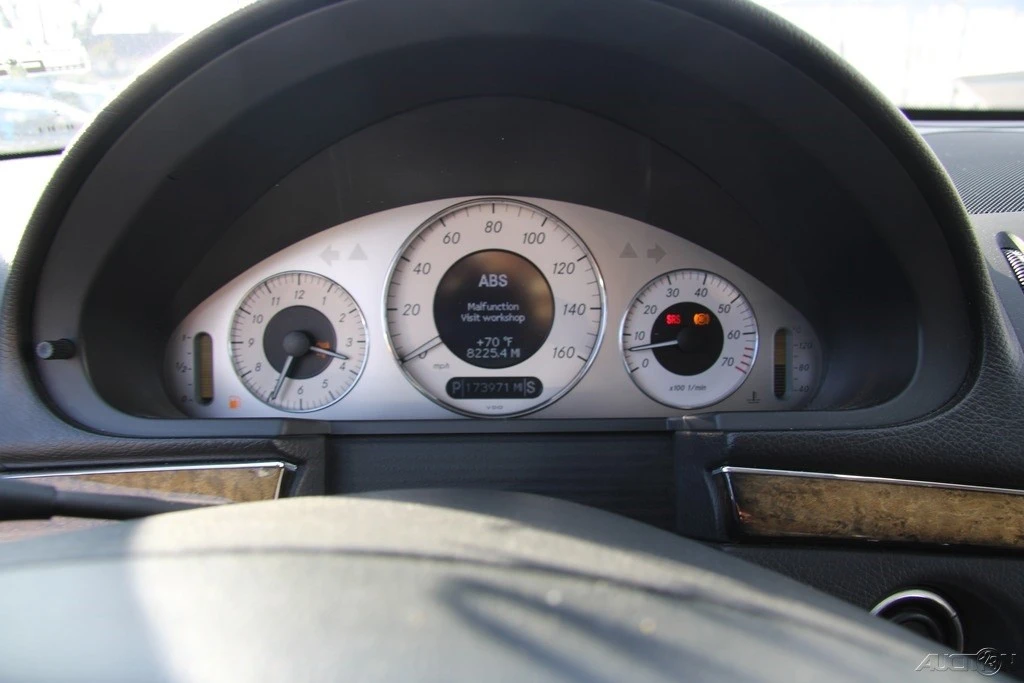 2006 Mercedes-Benz W211 E-Class - Image 15 of 21