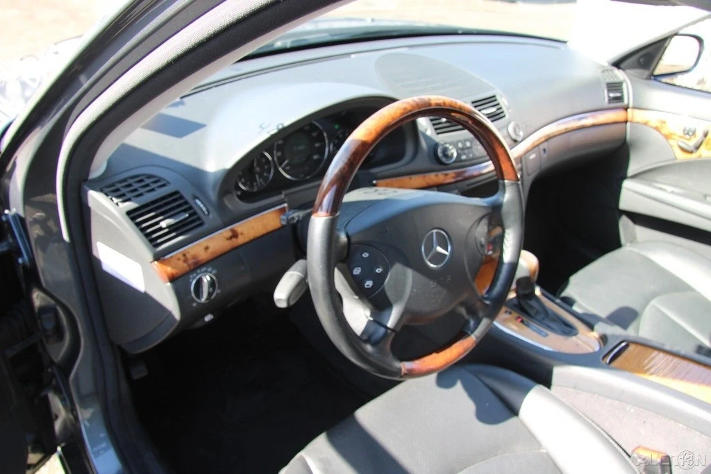2006 Mercedes-Benz W211 E-Class - Image 14 of 21