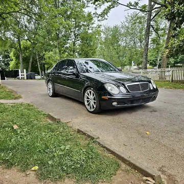 2006 Mercedes-Benz E-Class E 500 Sedan 4D
