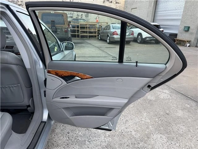 2006 Mercedes-Benz W211 E-Class - Image 18 of 21