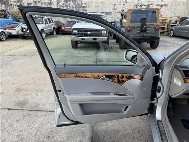 2006 Mercedes-Benz W211 E-Class - Image 16 of 21