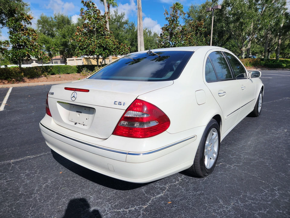 2006 Mercedes-Benz W211 E-Class - Image 13 of 31