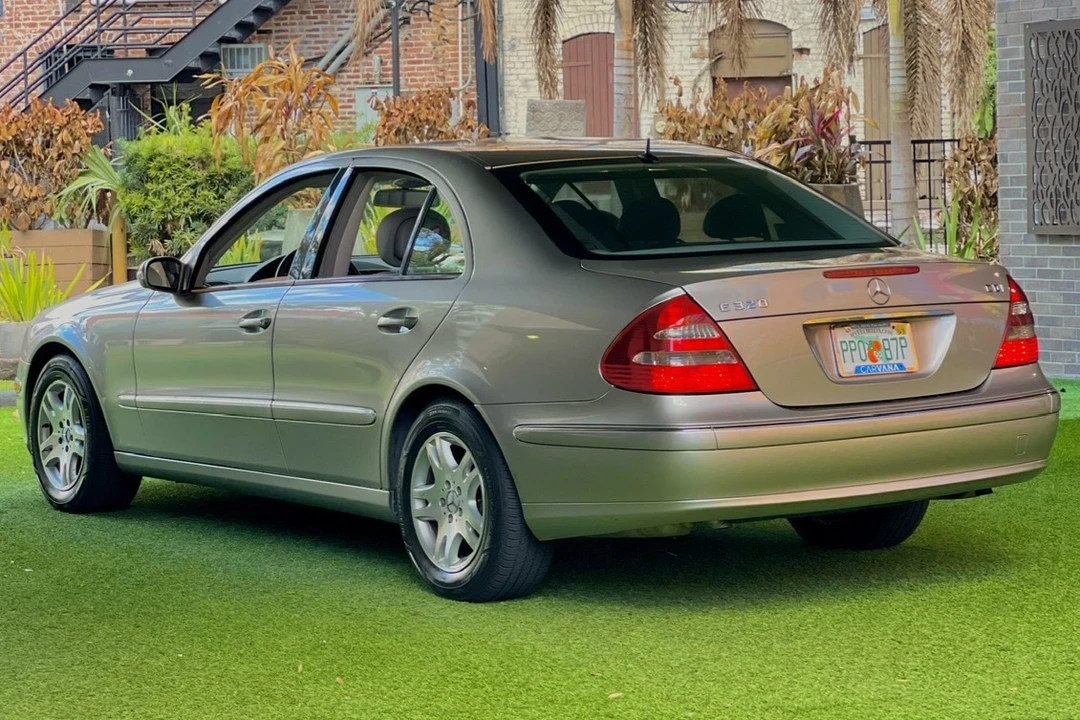 2006 Mercedes-Benz W211 E-Class - Image 2 of 7