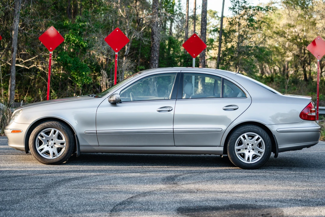2006 Mercedes-Benz W211 E-Class - Image 12 of 31