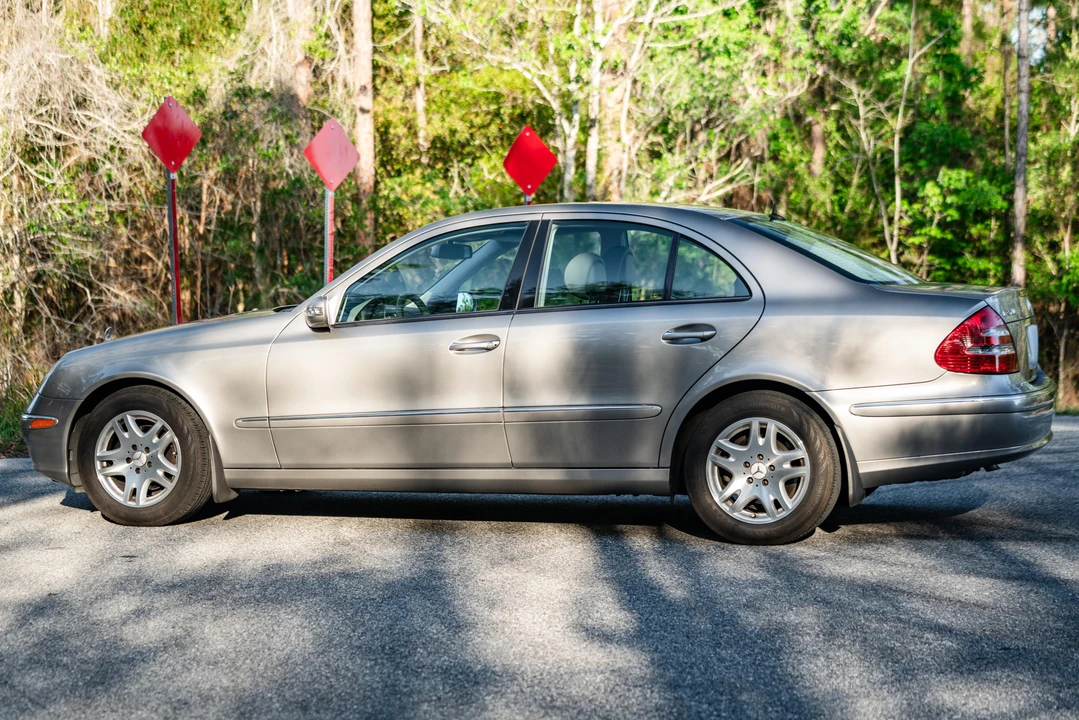 2006 Mercedes-Benz W211 E-Class - Image 13 of 31