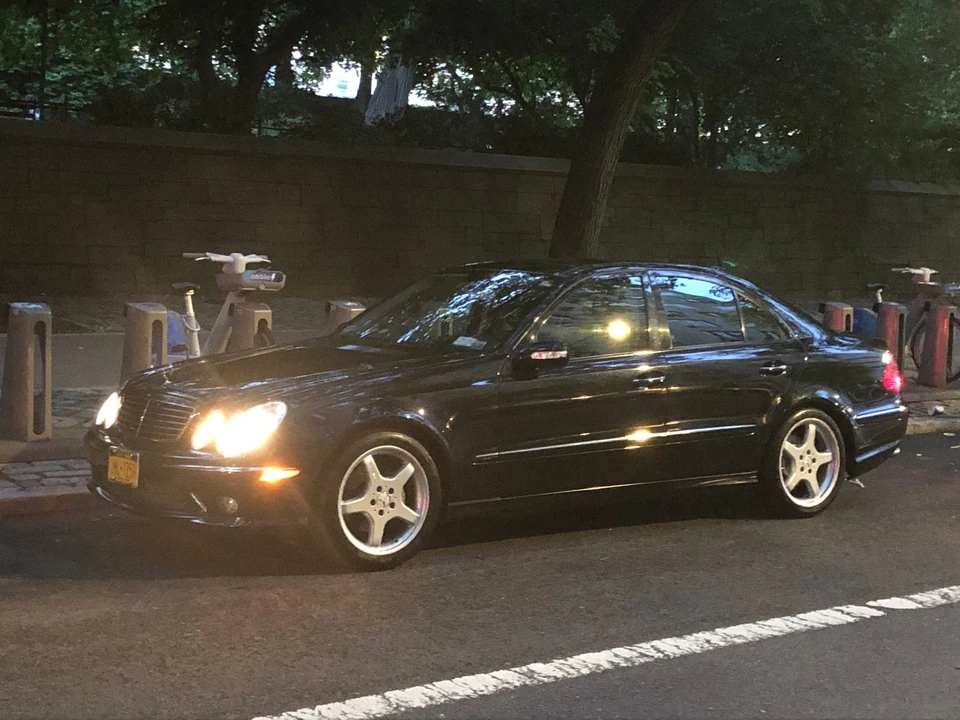 2006 Mercedes-Benz W211 E-Class - Image 9 of 10