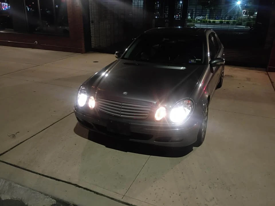 2006 Mercedes-Benz W211 E-Class - Image 2 of 10