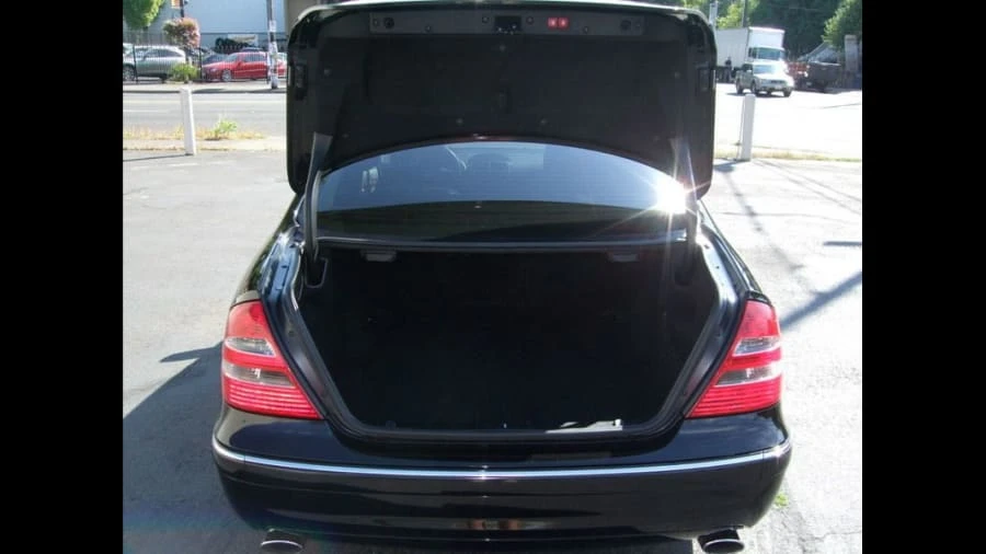 2006 Mercedes-Benz W211 E-Class - Image 8 of 12