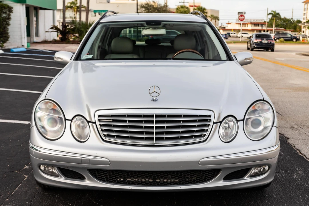 2006 Mercedes-Benz W211 E-Class - Image 2 of 31