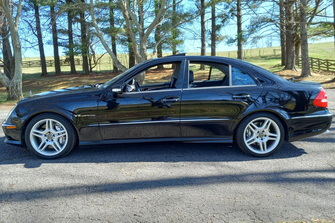 2006 Mercedes-Benz W211 E 55 & E 63 AMG - Image 3 of 31