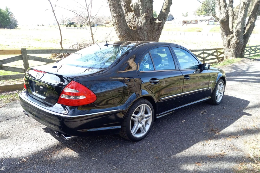 2006 Mercedes-Benz W211 E 55 & E 63 AMG - Image 12 of 31