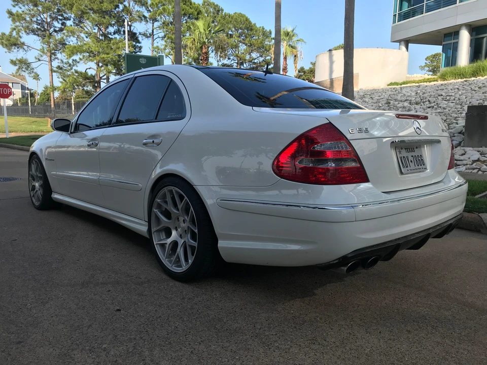 2006 Mercedes-Benz W211 E 55 & E 63 AMG - Image 10 of 31