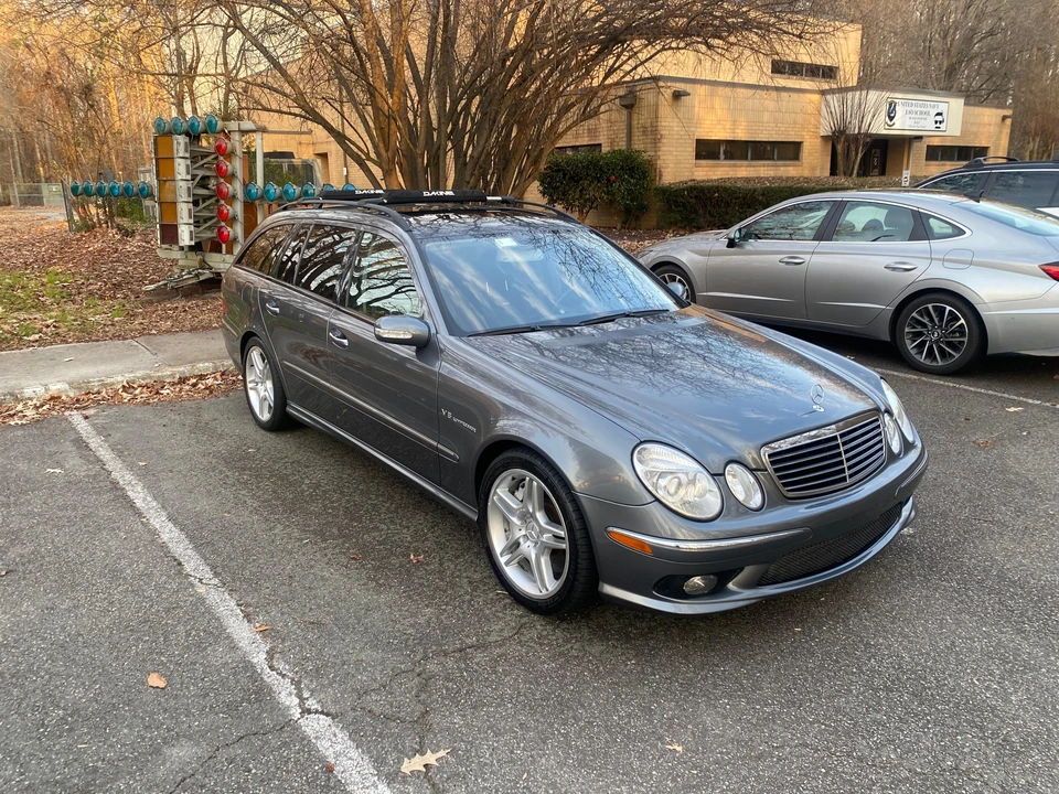 2006 Mercedes-Benz W211 E 55 & E 63 AMG - Image 12 of 31