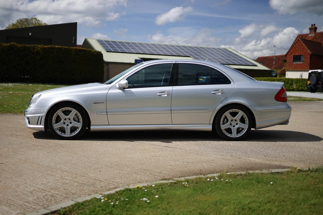 2007 Mercedes-Benz W211 E 55 & E 63 AMG - Image 6 of 30