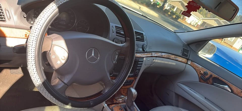 2006 Mercedes-Benz W211 E-Class - Image 2 of 5