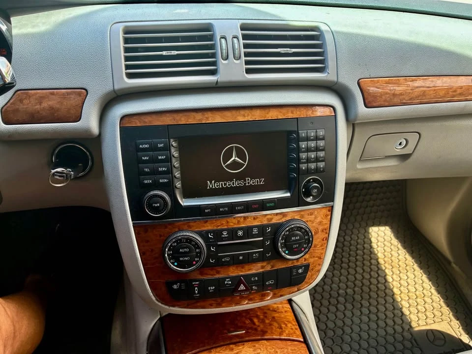 2006 Mercedes-Benz W251 R-Class - Image 12 of 12