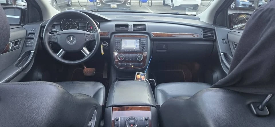2006 Mercedes-Benz W251 R-Class - Image 2 of 17