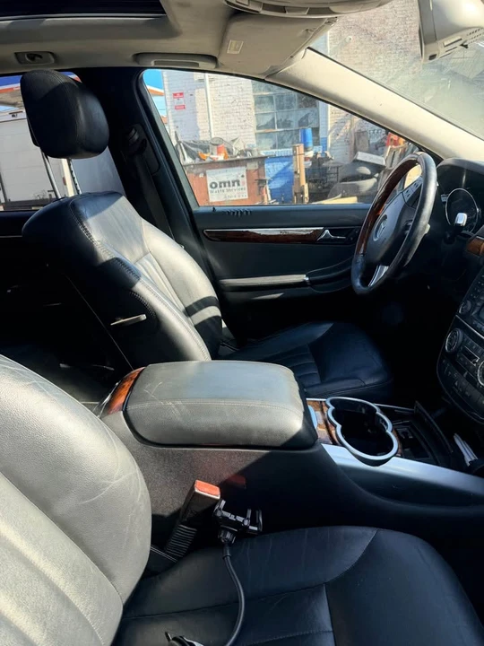 2006 Mercedes-Benz W251 R-Class - Image 6 of 12