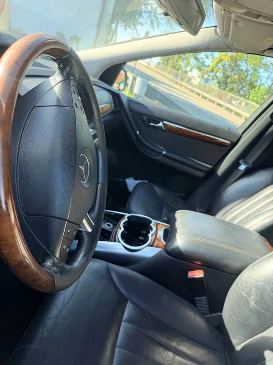 2006 Mercedes-Benz W251 R-Class - Image 4 of 12