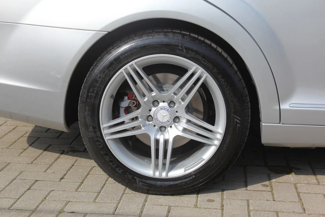 2006 Mercedes-Benz W220 S-Class - Image 25 of 30