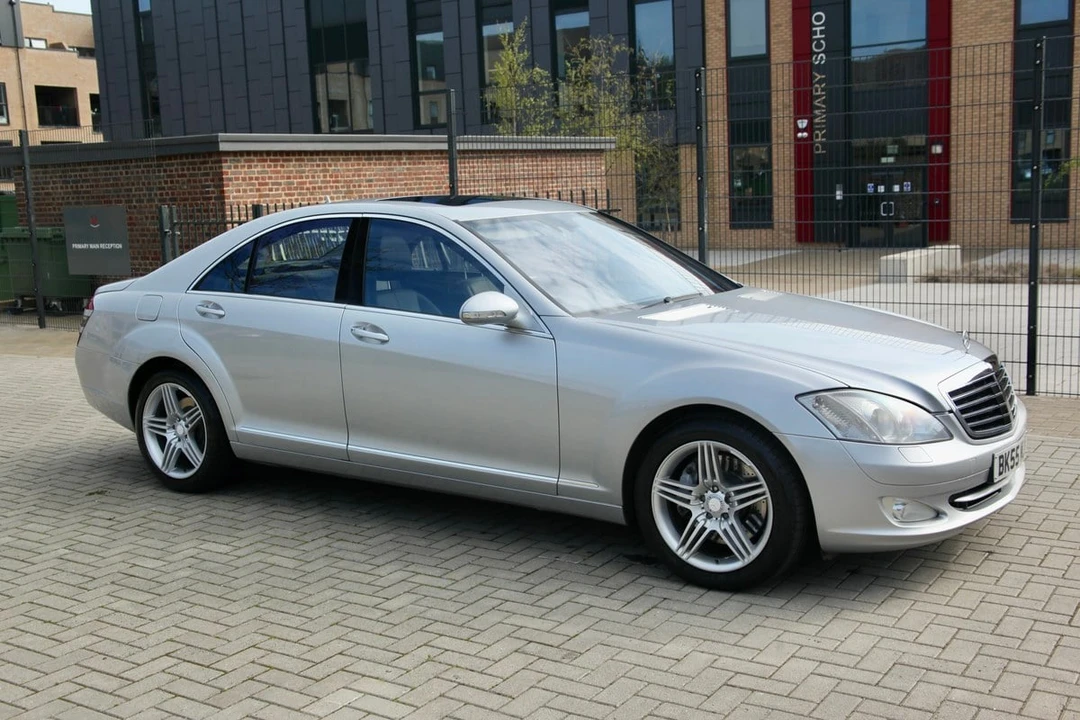 2006 Mercedes-Benz W220 S-Class - Image 10 of 30