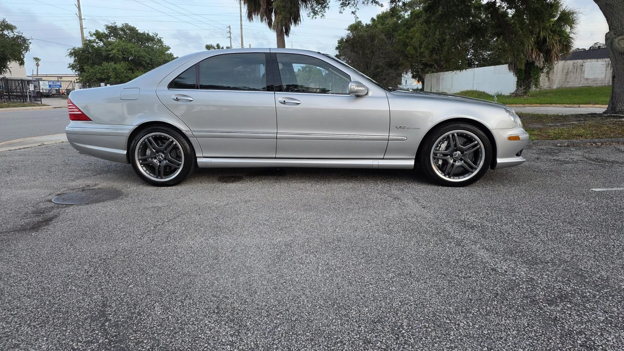 2006 Mercedes-Benz W220 S 55 & S 65 AMG - Image 9 of 31