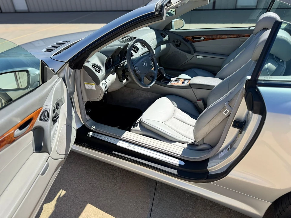 2006 Mercedes-Benz R230 SL-Class - Image 8 of 14