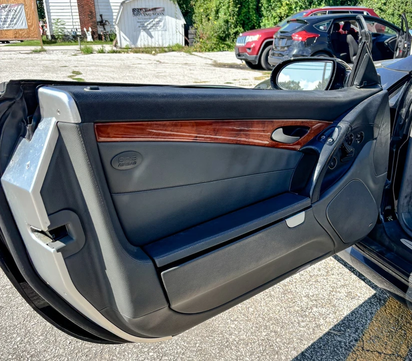 2006 Mercedes-Benz R230 SL-Class - Image 12 of 31