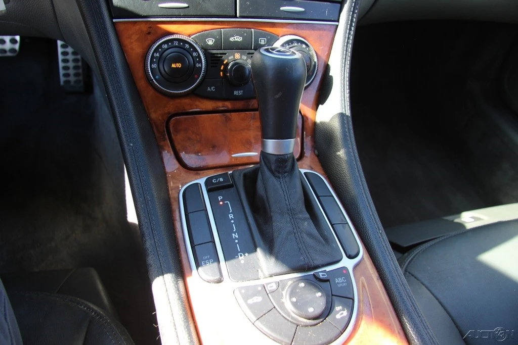 2006 Mercedes-Benz R230 SL-Class - Image 17 of 21