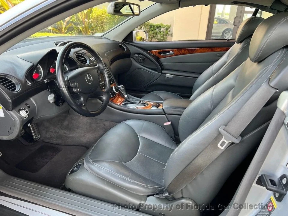 2006 Mercedes-Benz R230 SL-Class - Image 9 of 12