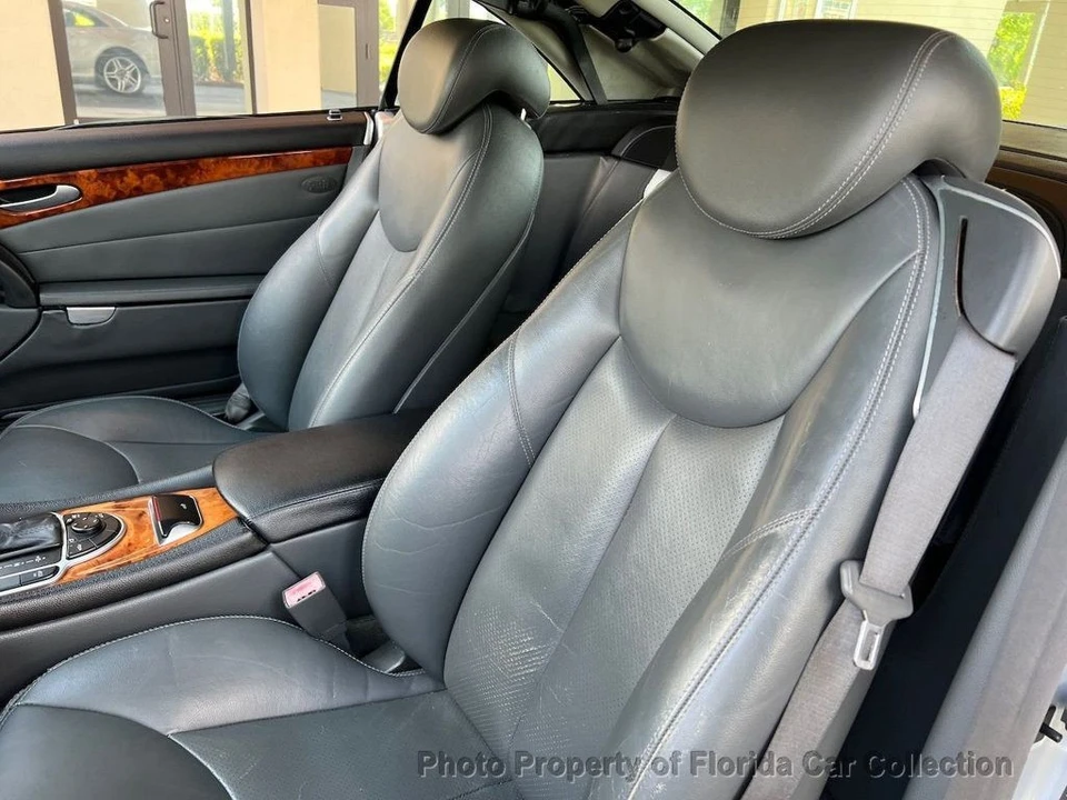 2006 Mercedes-Benz R230 SL-Class - Image 10 of 12