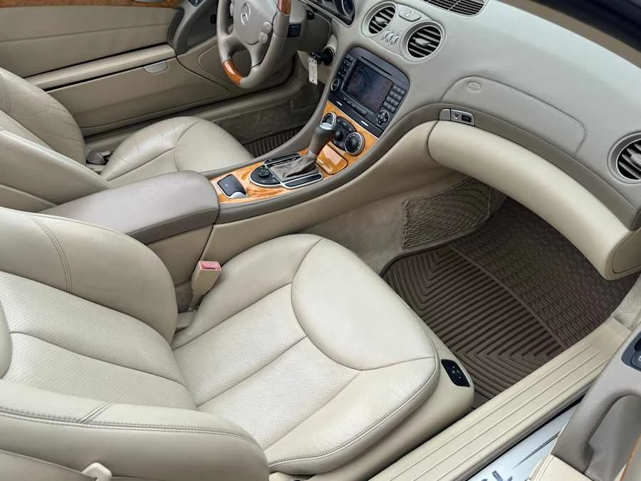 2006 Mercedes-Benz R230 SL-Class - Image 11 of 13