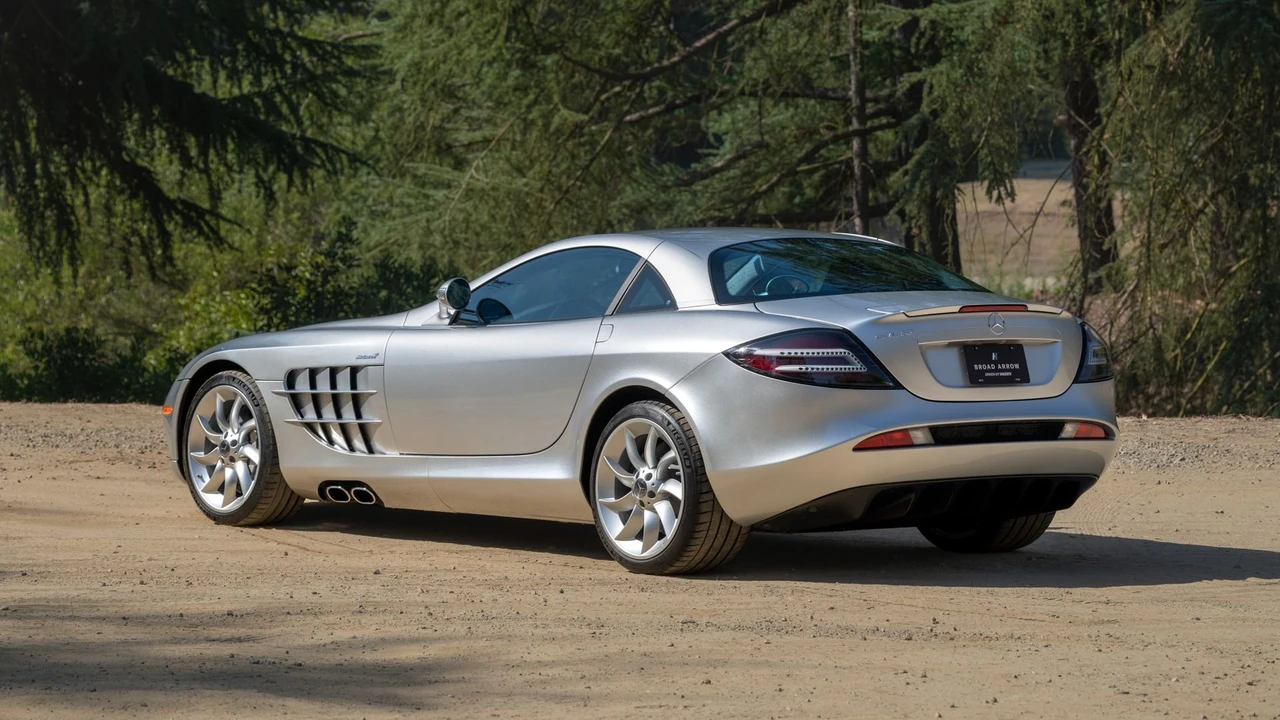 2006 Mercedes-Benz SLR McLaren - Image 16 of 31