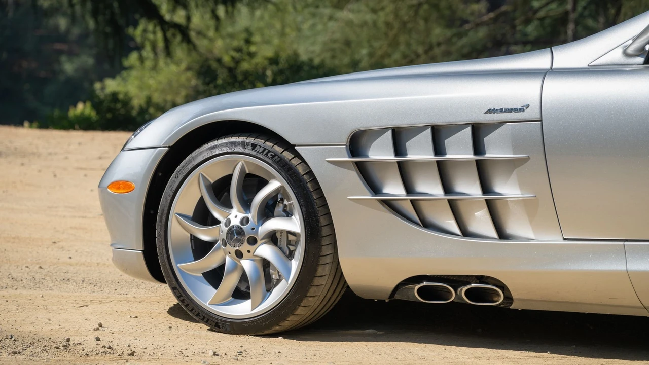 2006 Mercedes-Benz SLR McLaren - Image 8 of 31