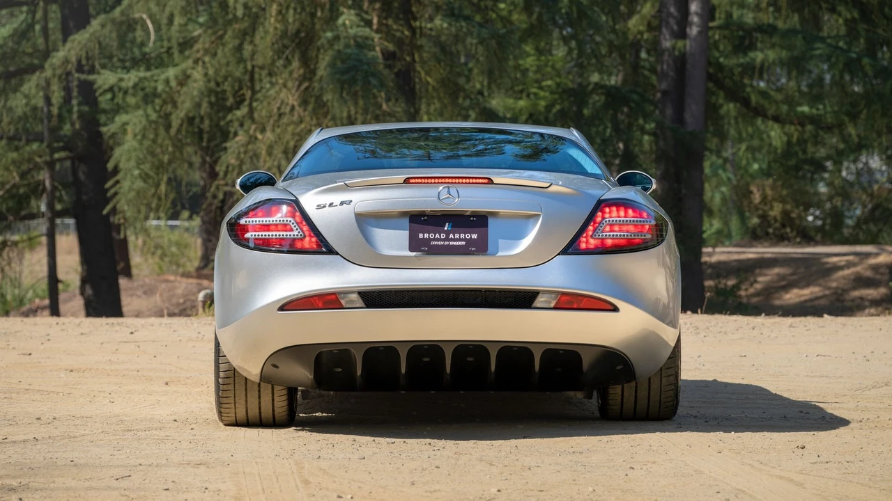 2006 Mercedes-Benz SLR McLaren - Image 2 of 31