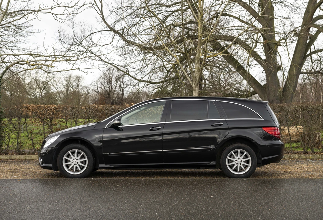 2006 Mercedes-Benz W251 R-Class - Image 9 of 31