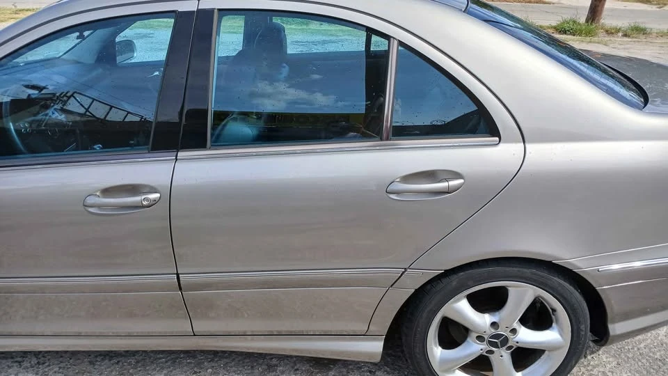 2006 Mercedes-Benz W203 C-Class - Image 2 of 19