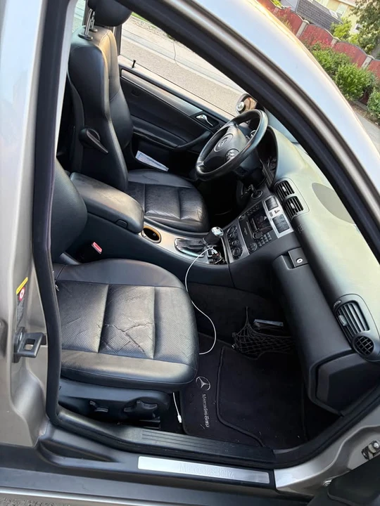 2006 Mercedes-Benz W203 C-Class - Image 7 of 9