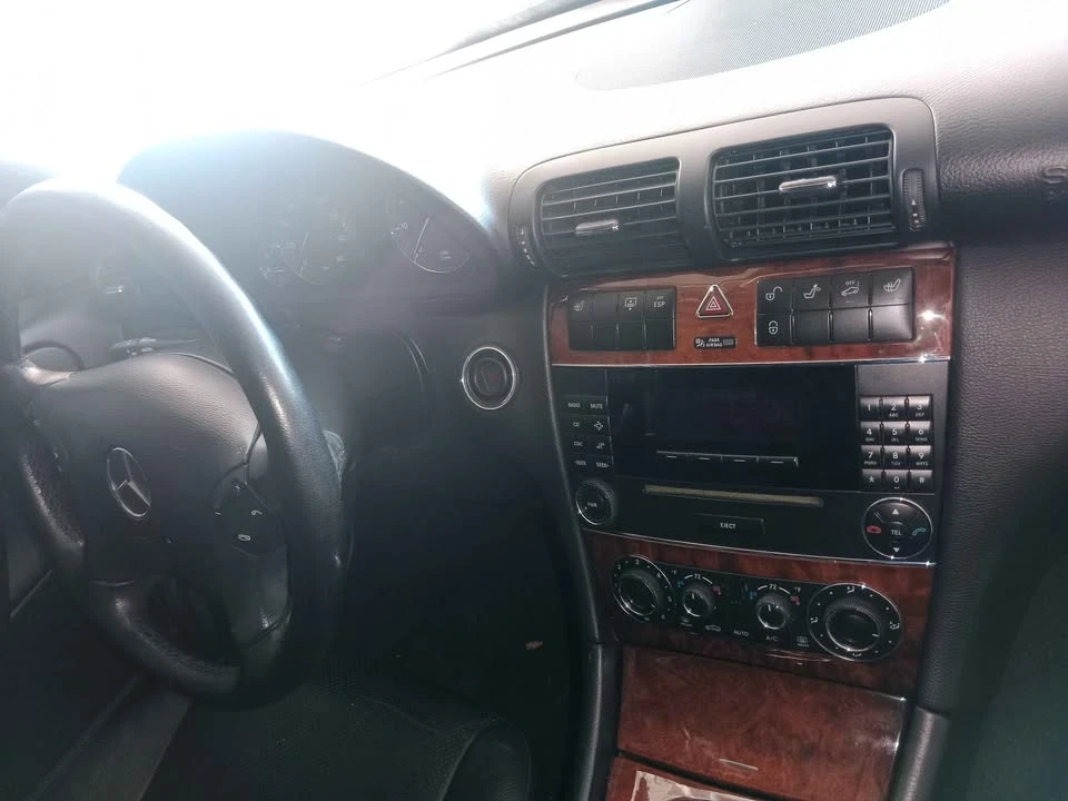2006 Mercedes-Benz W203 C-Class - Image 10 of 16