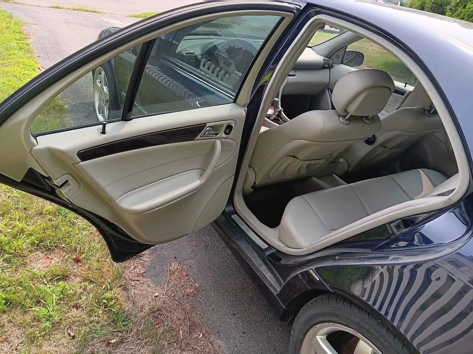 2006 Mercedes-Benz W203 C-Class - Image 9 of 10