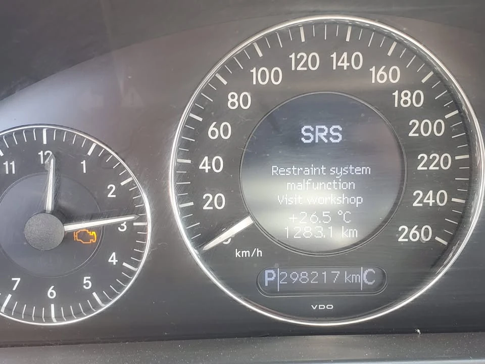 2006 Mercedes-Benz W211 E-Class - Image 4 of 17