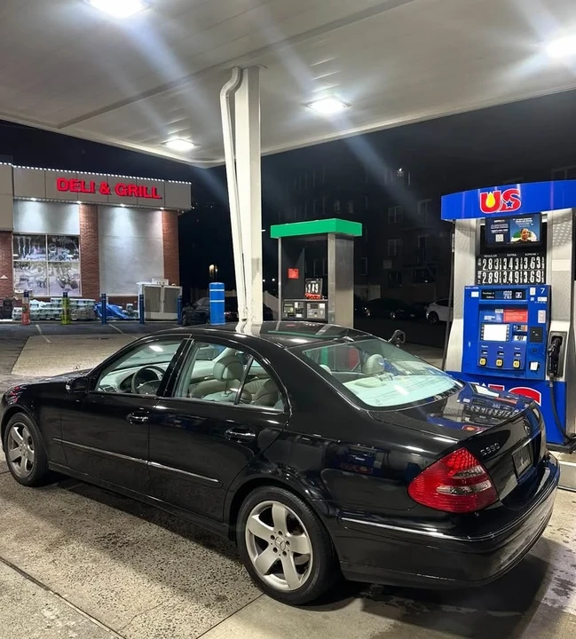 2006 Mercedes-Benz W211 E-Class - Image 11 of 16