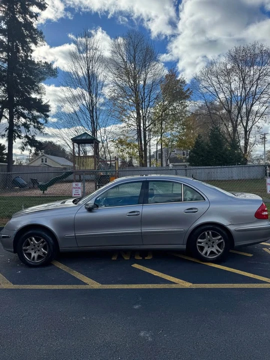 2006 Mercedes-Benz W211 E-Class - Image 2 of 13
