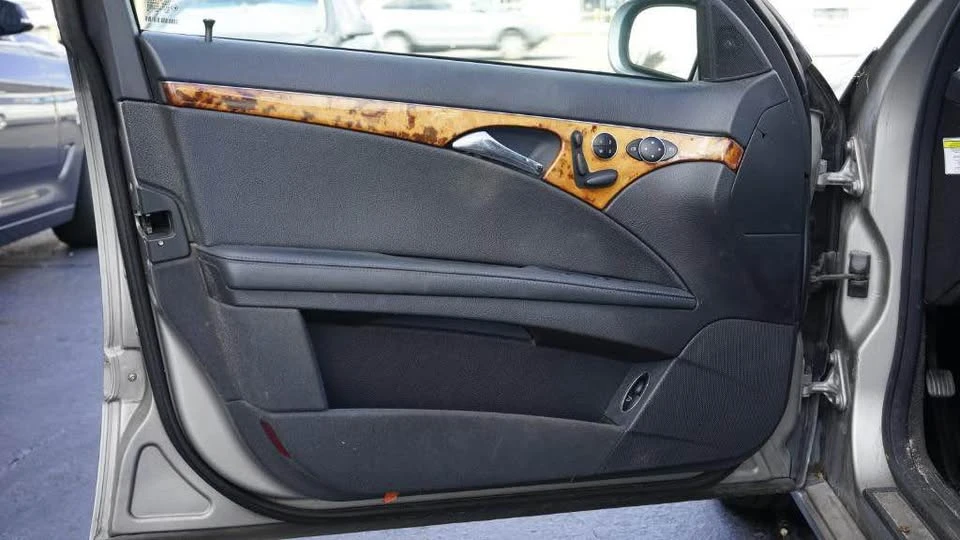 2006 Mercedes-Benz W211 E-Class - Image 3 of 8