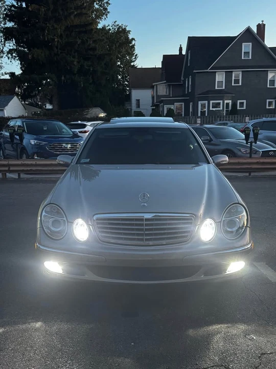 2006 Mercedes-Benz W211 E-Class - Image 14 of 18