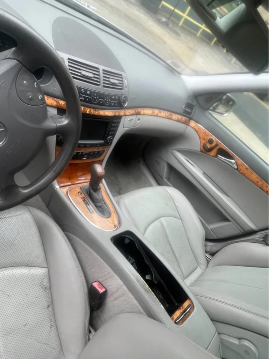 2006 Mercedes-Benz W211 E-Class - Image 13 of 18