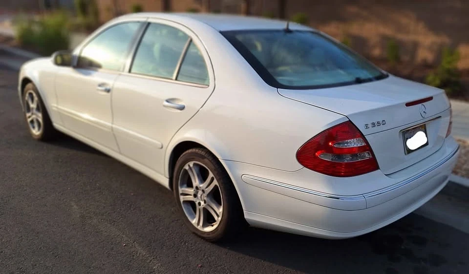 2006 Mercedes-Benz W211 E-Class - Image 2 of 5