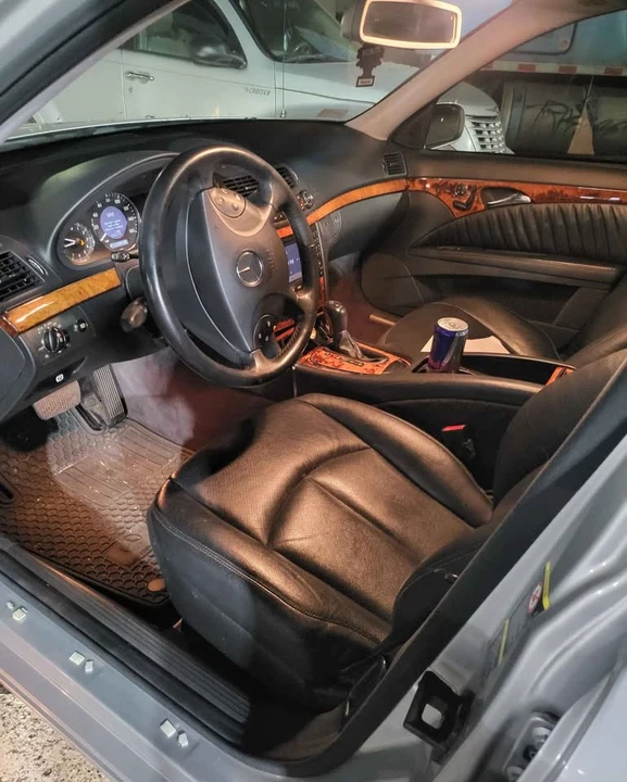 2006 Mercedes-Benz W211 E-Class - Image 2 of 2